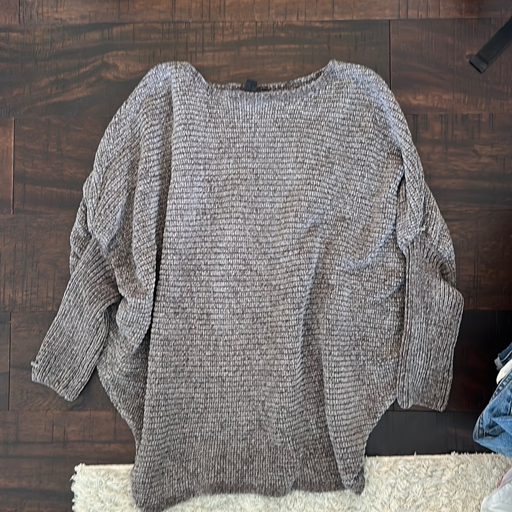 Grey sweater